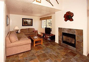 Resort Mammoth And Racquet By Grand Mammoth 3*