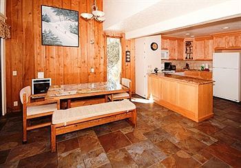 Mammoth And Racquet By Grand Mammoth Resort Mammoth Lakes