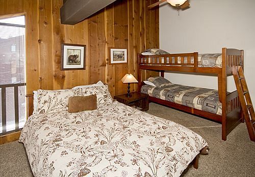 Mammoth And Racquet By Grand Mammoth Resort